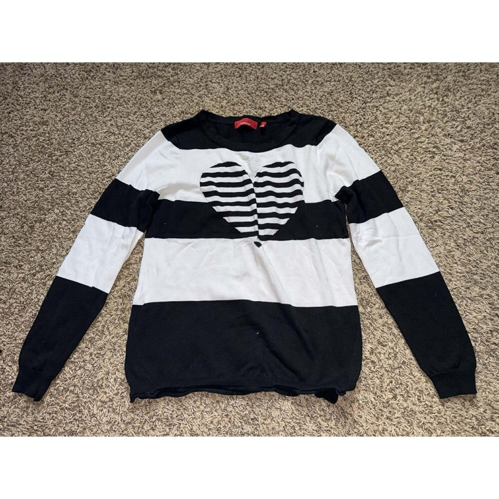 Red Saks Fith Avenue Black And White Heart Sweater Womens Size Large
